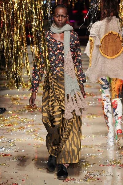 Look 31
